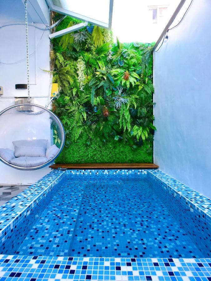 墾丁恆春-海角42號一館泳池villa包棟 Heng-ch'un Exteriör bild